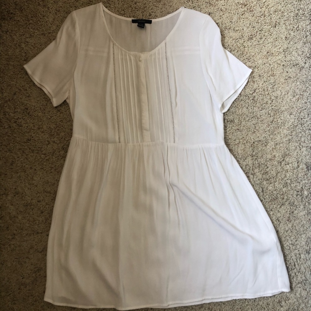 Women’s Forever 21 White Baby Doll Style Dress